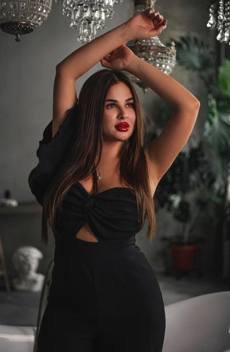 Kira escort in Dubai