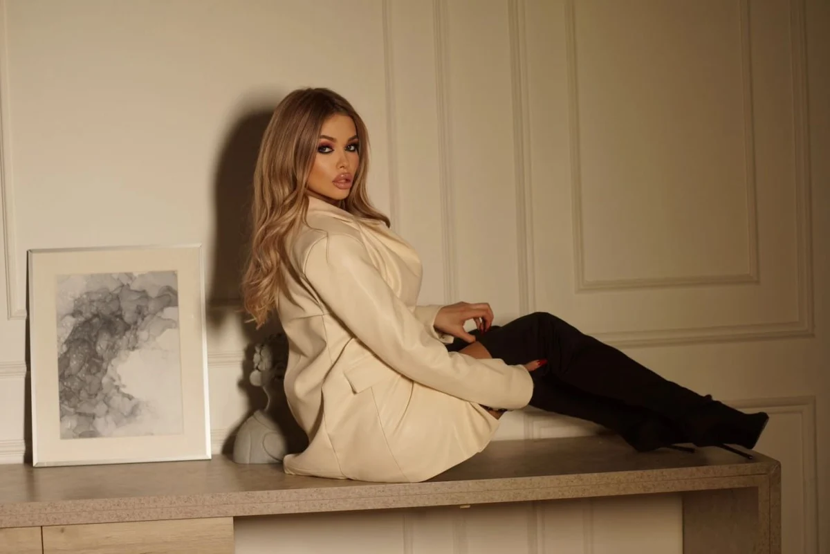 Kornelia escort in Dubai