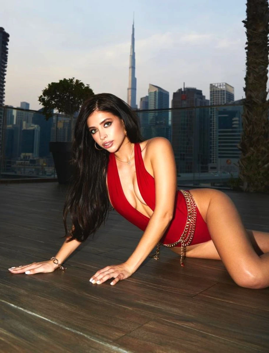 Lana escort in Dubai
