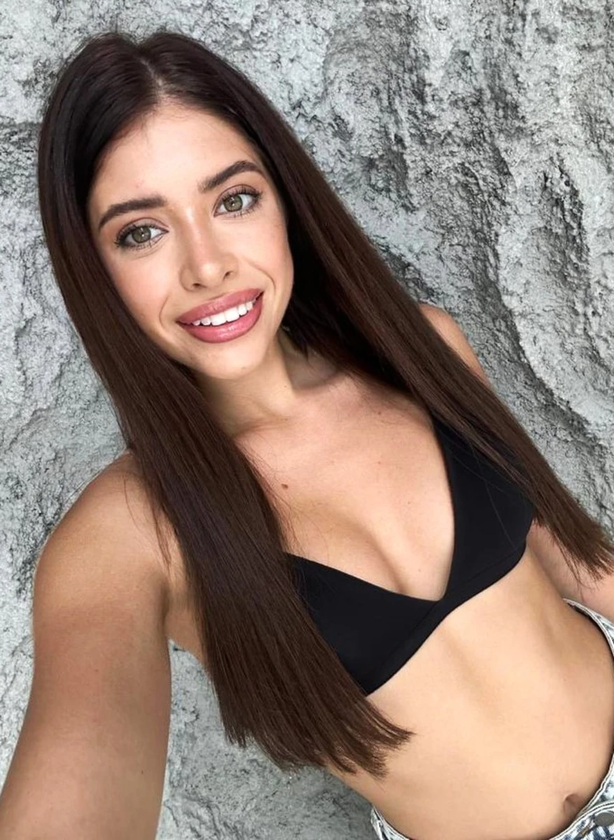 Lana escort in Dubai