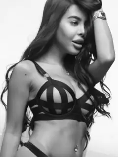 Nina escort in Dubai